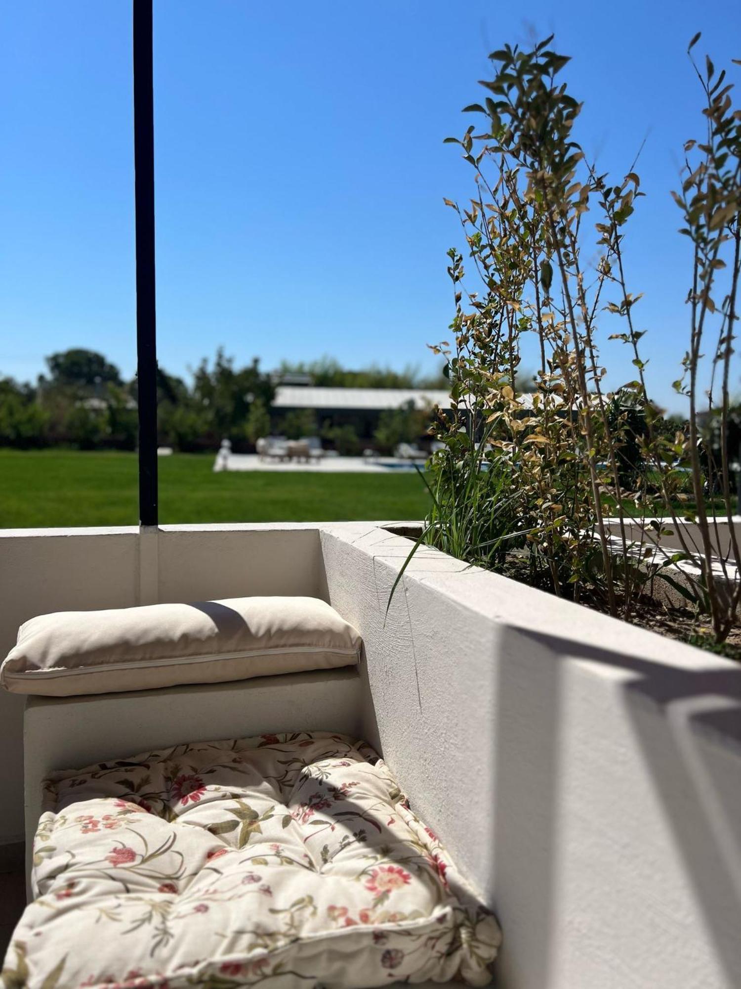 Casa Mora Aparthotel Edremit  Buitenkant foto